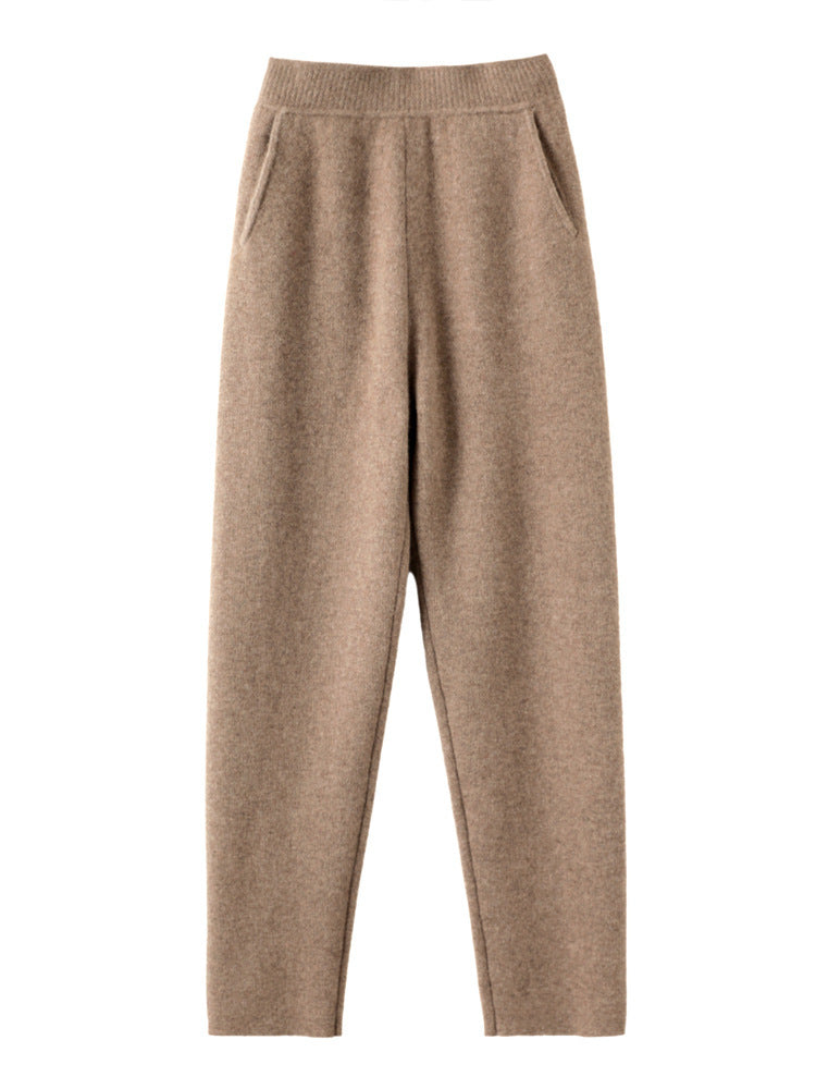 Women High-waisted knit pants with cashmere-like texture and tapered leg Mune Fashion