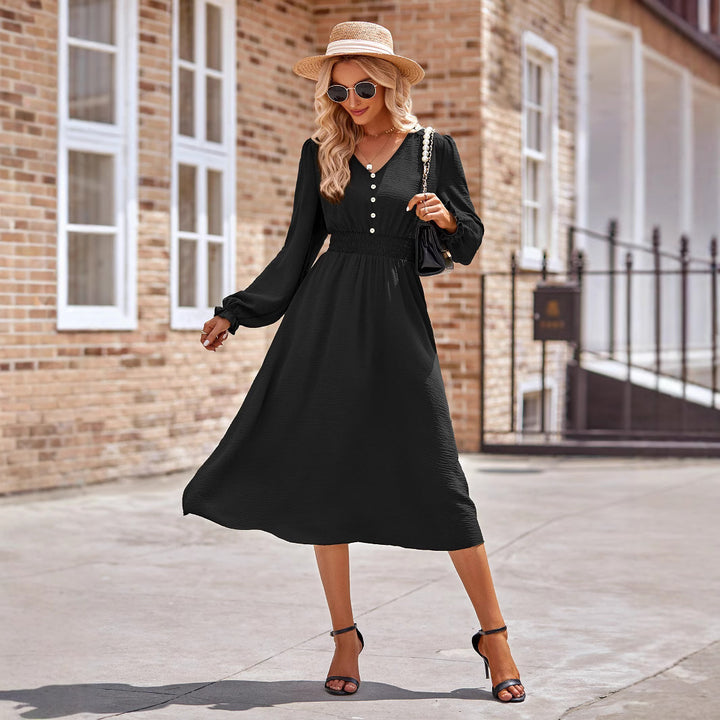 Women’s midi dress with V-neck, gathered smock waist and button placket Drune