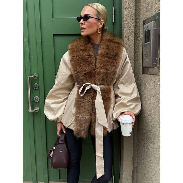 Women Short Tailored Jacket with Fur Collar and Balloon Sleeves Mune Fashion