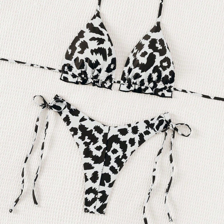 Women's triangle bikini with deep neckline and adjustable ties Mune Fashion