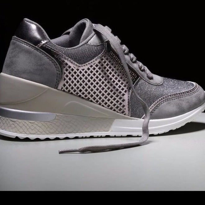 Women's casual wedge sneakers with discreet lift, breathable diamond mesh and suede applications Mune Fashion