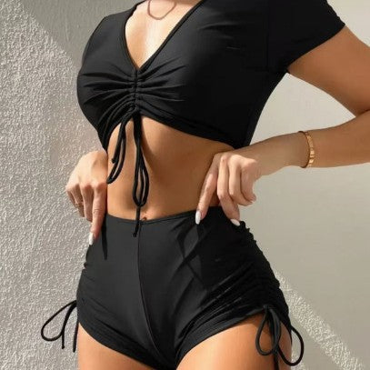 Women’s Sporty Bikini Set with Fashionable Gathering Mune Fashion