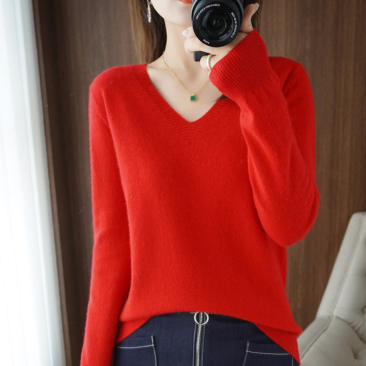 Women Soft V-Neck Cashmere Blend Sweater with Fine Ribbed Cuffs Mune Fashion