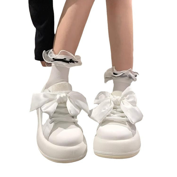 Women's sneakers with fashionable bow design and comfort sole Mune Fashion