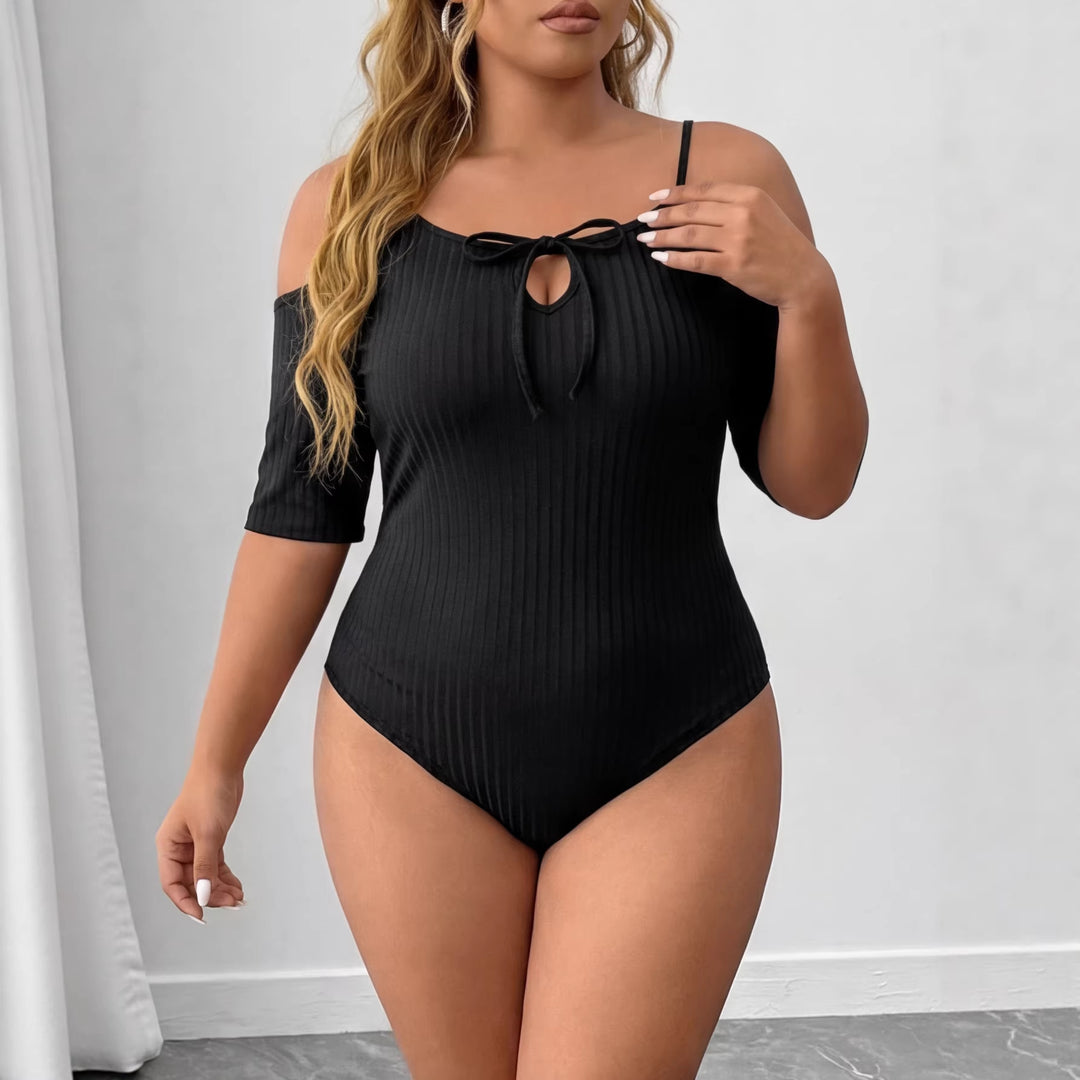 Women's Body-Hugging Top with Off-Shoulder Design Mune Fashion