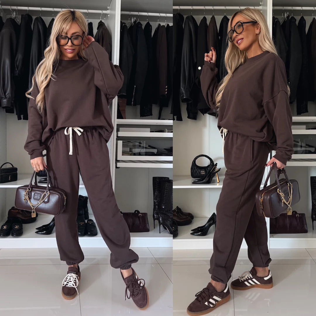 Women's relaxed lounge set made of organic cotton French terry with drawstring, elastic waistband, and ribbed cuffs Mune Fashion