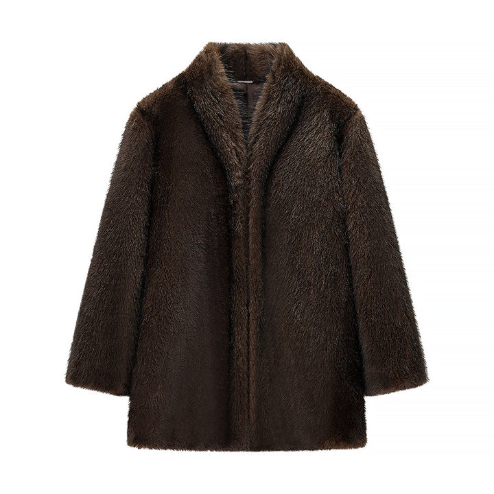Ladies short fur coat with kimono sleeves and stand-up collar Mune Fashion