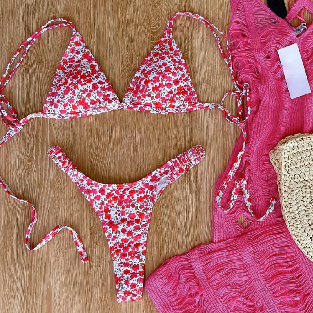 Women's triangle bikini with floral design and adjustable straps Mune Fashion