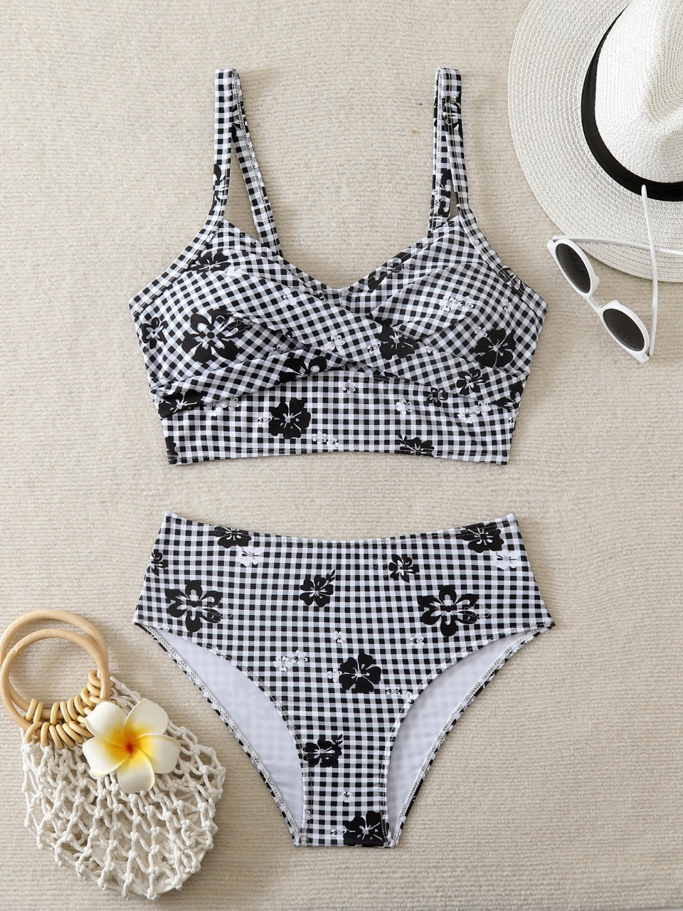 Women's Bikini Set with High Waist and Decorative Knot Design Mune Fashion