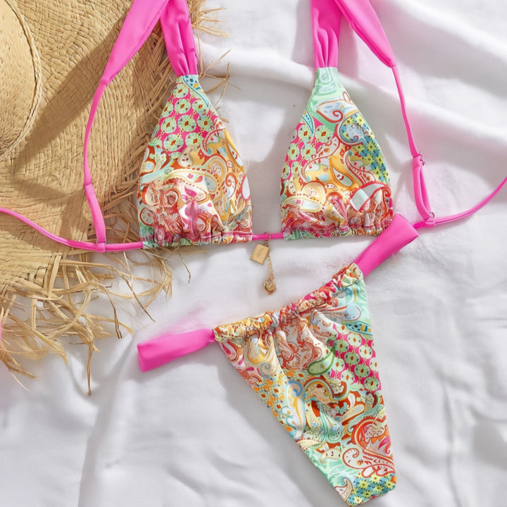 Women's triangle bikini with colorful paisley pattern and adjustable straps Mune Fashion