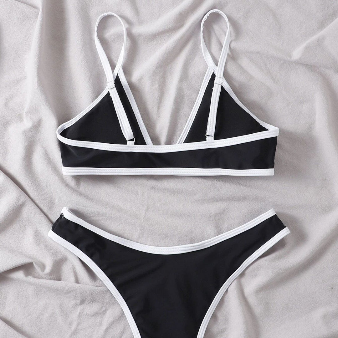 Women’s triangle bikini with contrasting details Mune Fashion
