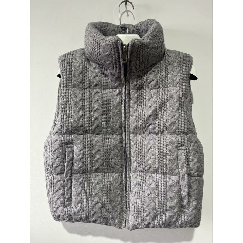 Women's Padded Knit Vest with Cable Knit Structure and Stand Collar Mune Fashion