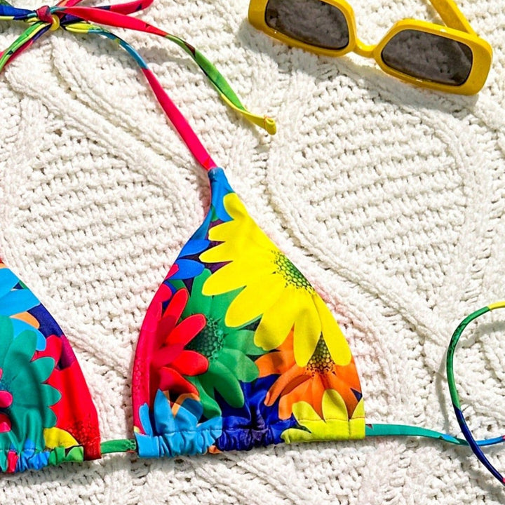 Women Triangle Bikini with Floral Ruffle Design Mune Fashion