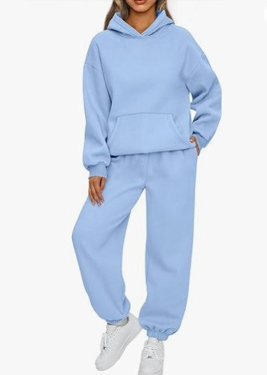 Women's cozy oversized hoodie and jogging pants set made of soft cotton blend Mune Fashion