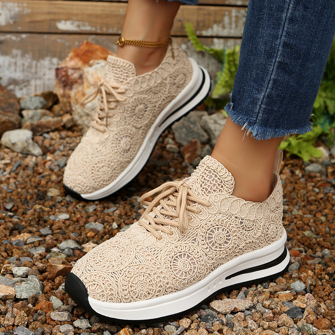 Women's knitted slip-on platform sneakers with breathable upper material and padded comfort insole Mune Fashion