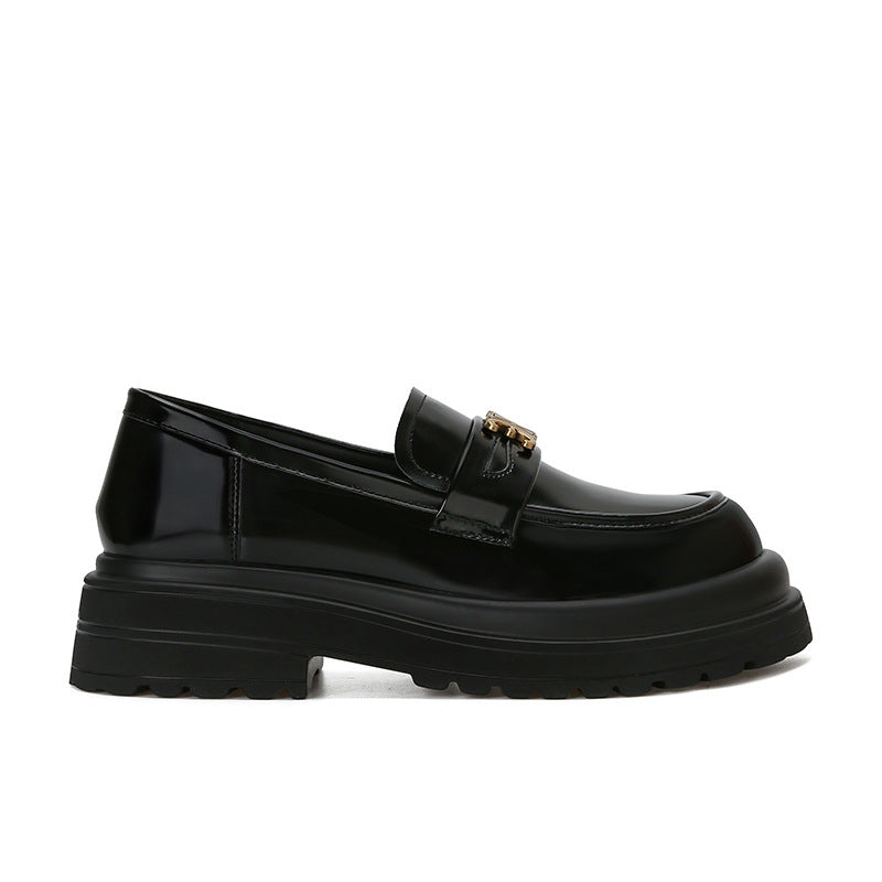 Ladies' Plateau Loafer in Retro Shine with Distinctive Decorative Strap Mune Fashion