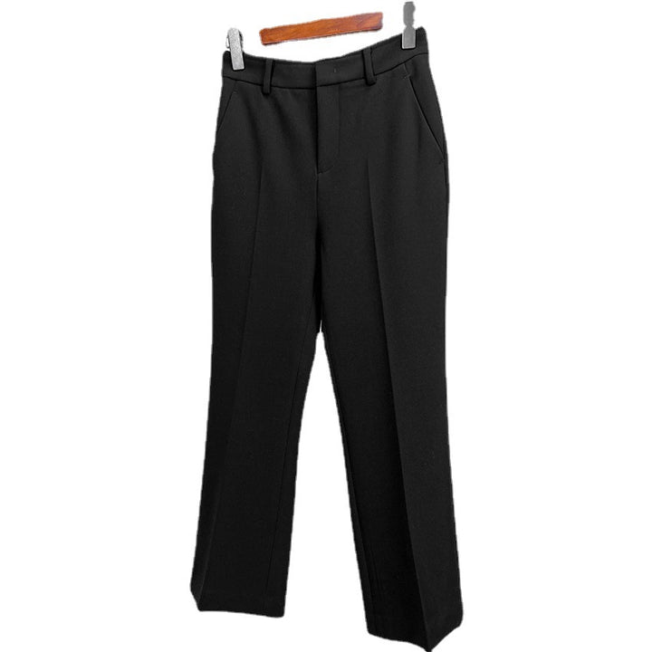 Women Elegant straight-cut suit trousers with crease and pockets Mune Fashion