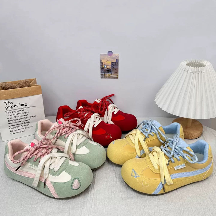 Women's Sporty Sneakers with Innovative Lacing and Colorful Design Mune Fashion