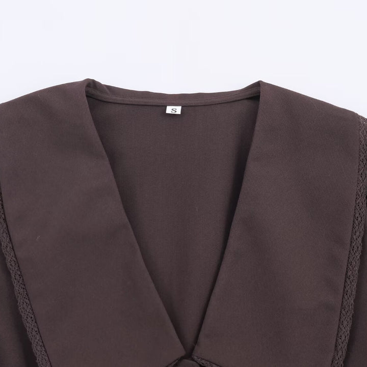 Ladies' blouse with oversized sailor collar, puff sleeves, and pleats Mune Fashion