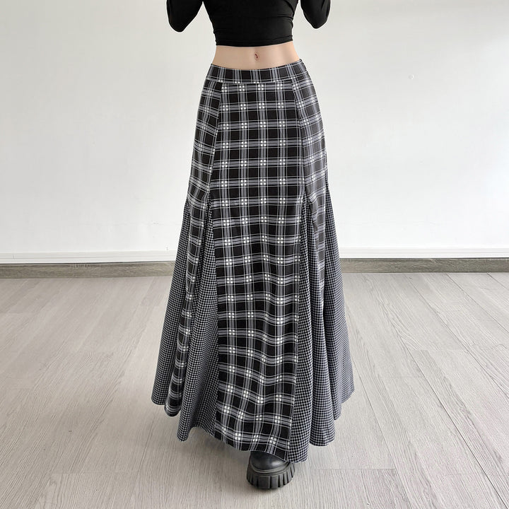Women's maxi skirt with tailored fit, contrasting check panels and flared godet silhouette Mune Fashion