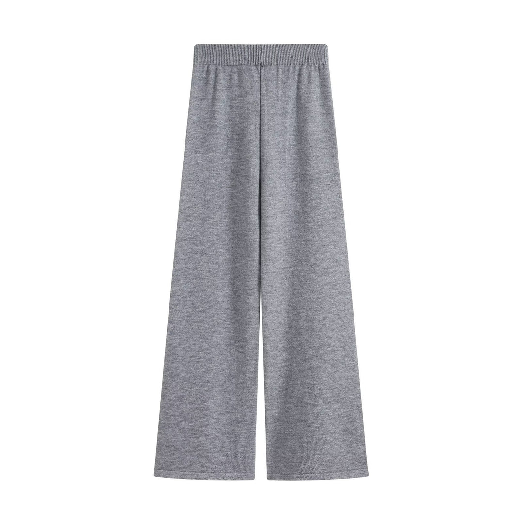 Women's Knit Set with V-Neck, Waist Belt, and Wide Culotte Pants Drune
