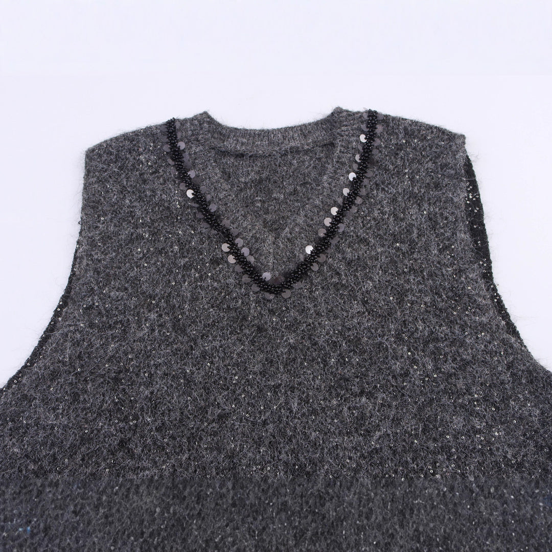 Women's Sleeveless Mohair-Look Knitted Vest with V-Neck and Decorative Sequins Mune Fashion