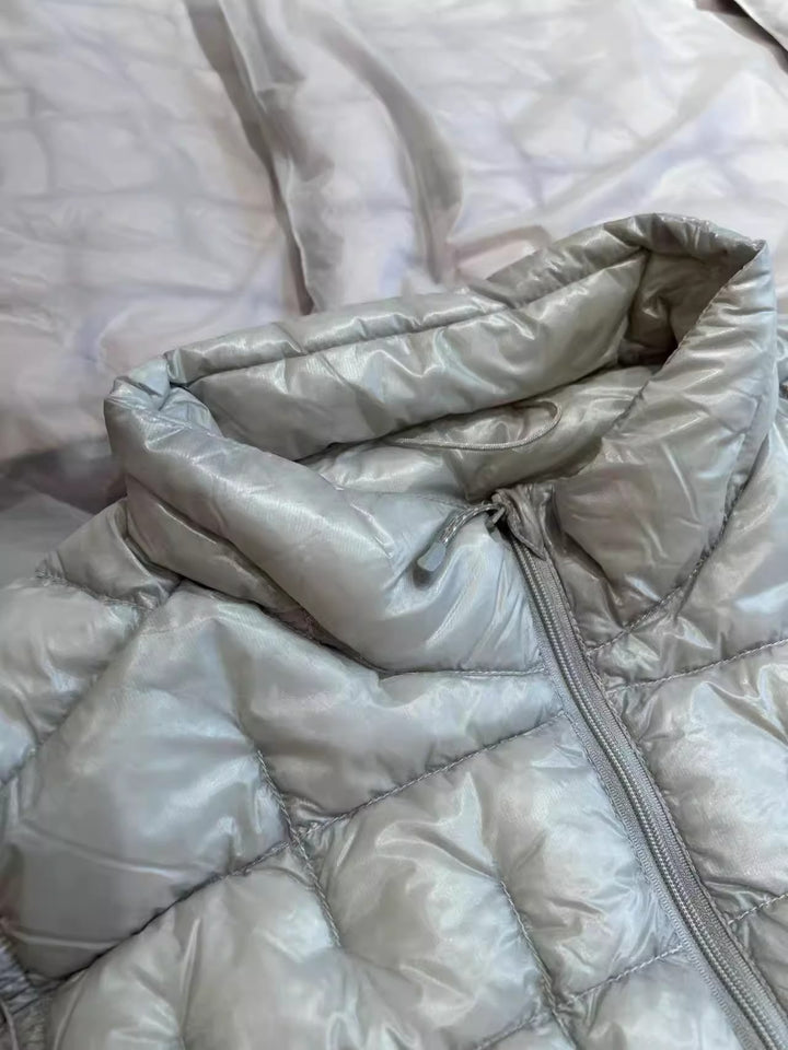 Women's light quilted jacket with high stand-up collar and zipper Mune Fashion