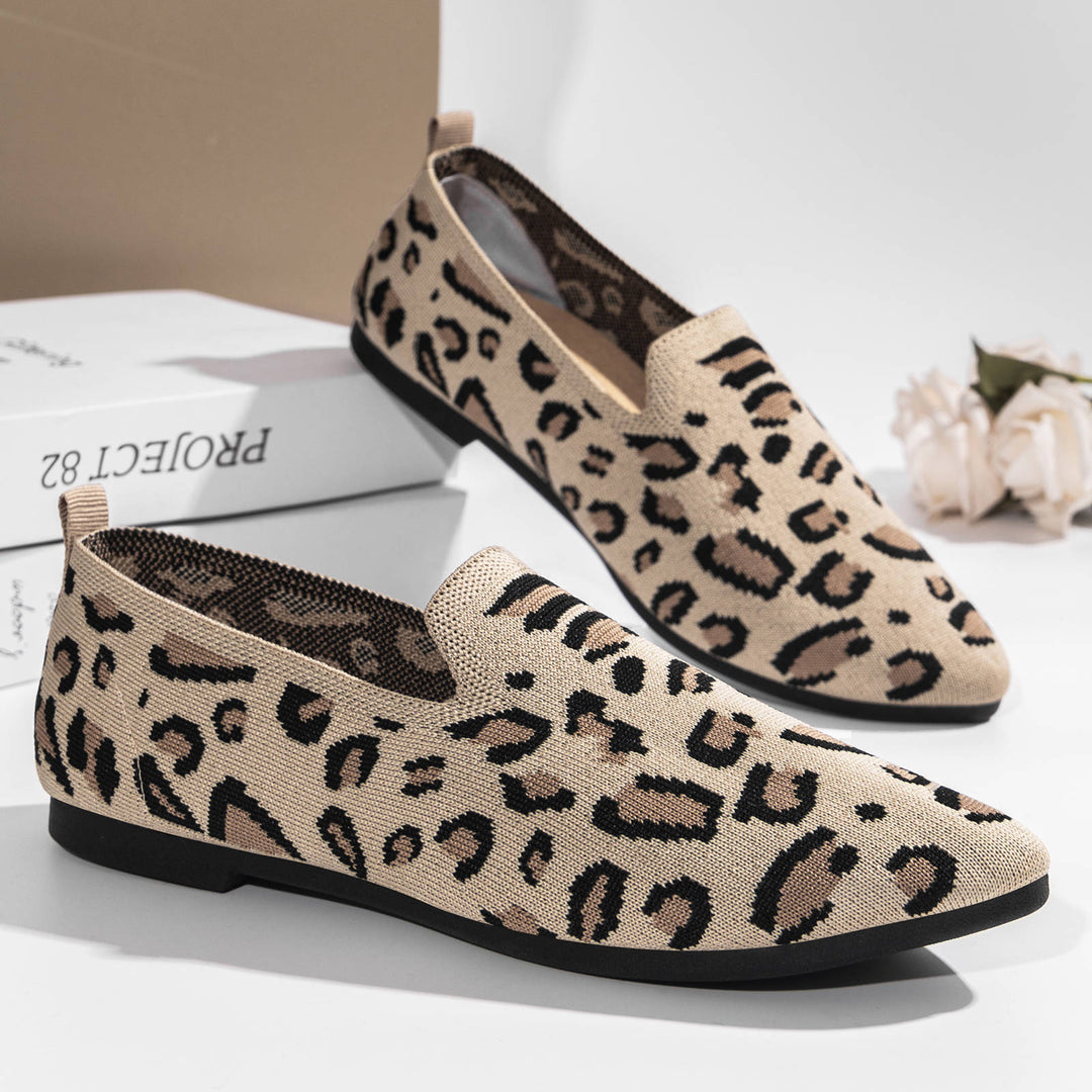 Women's knitted slip-on loafer with leopard jacquard, padded comfort insole and non-slip EVA sole Mune Fashion