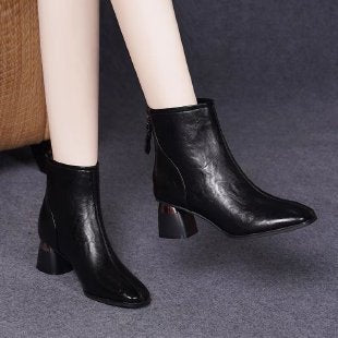 Ladies Elegant Ankle Boots with Block Heel Mune Fashion