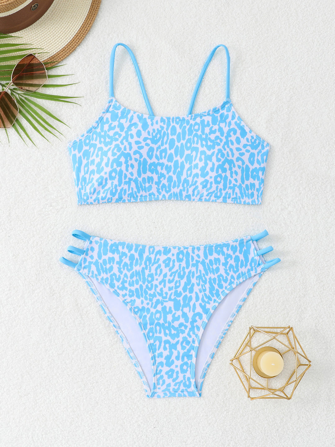Women's Triangle Bikini Set with Fashionable Accents Mune Fashion