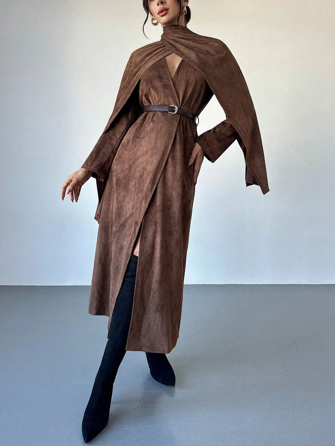 Women’s coat with cape overlay and wrap collar in faux suede Mune Fashion