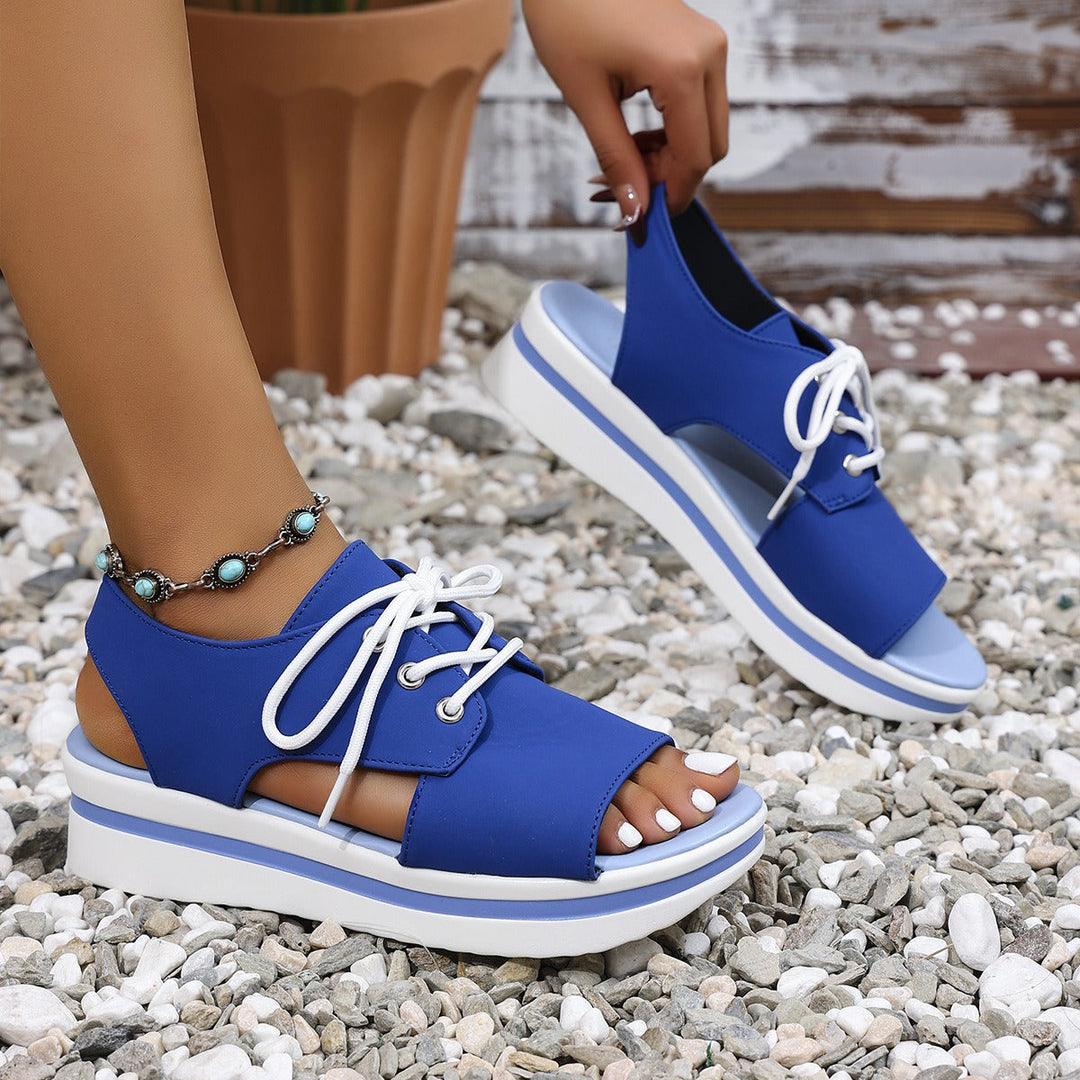 Women's sporty sneaker sandals with open toe area and fashionable upper material Mune Fashion
