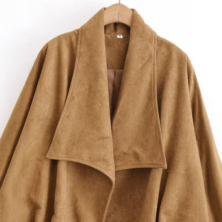 Women's short jacket in suede look with waterfall collar and ballooned hem Mune Fashion