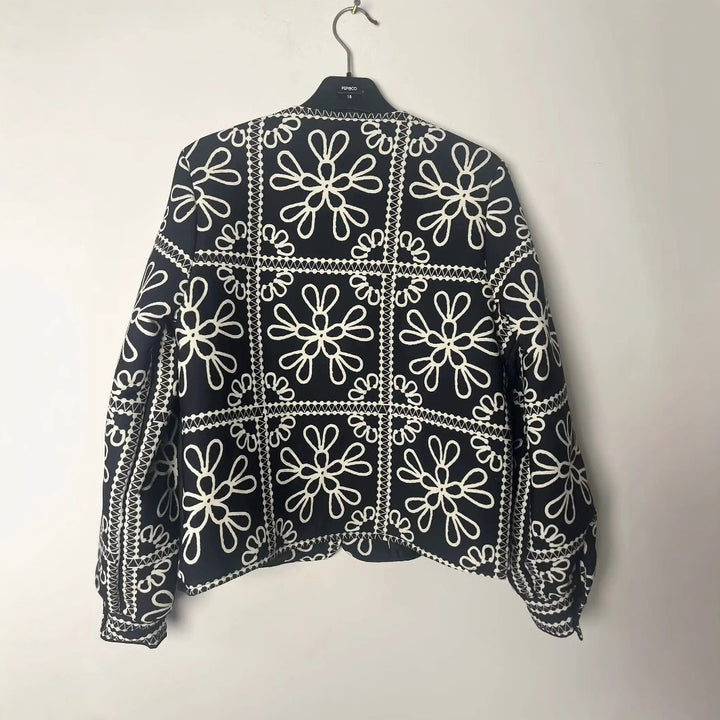 Women's non-quilted short jacket in ornamental bandana print with round neckline and decorative piping Mune Fashion