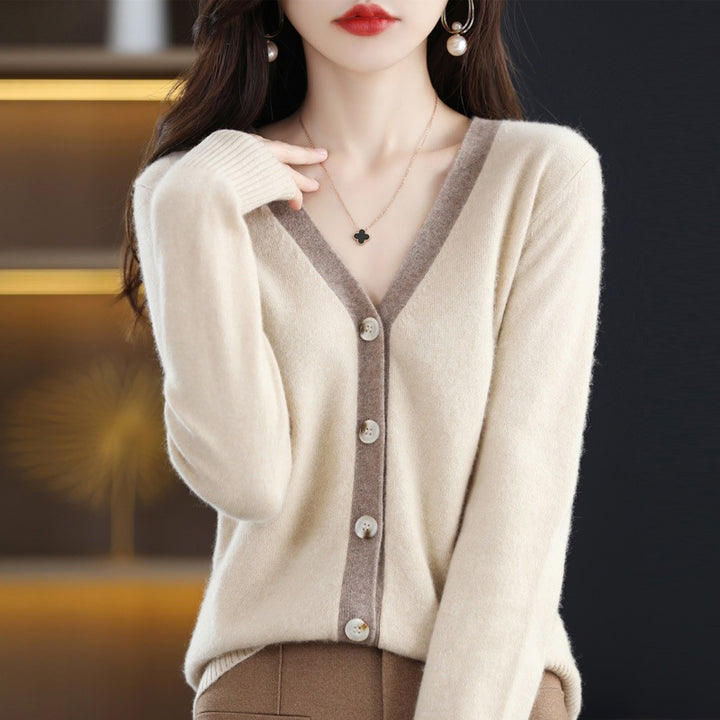 Women Contrast Trim V-Neck Fine Knit Cardigan with Mother-of-Pearl Buttons Mune Fashion