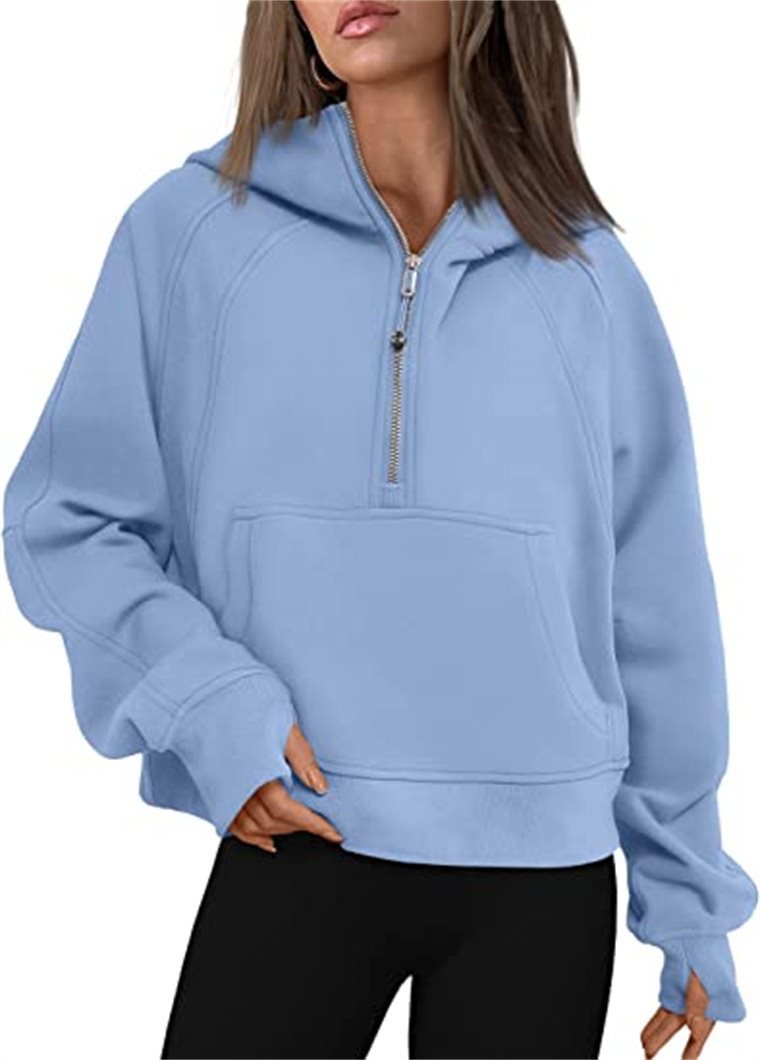 Women's short cut hoodie with half zipper and kangaroo pocket Mune Fashion
