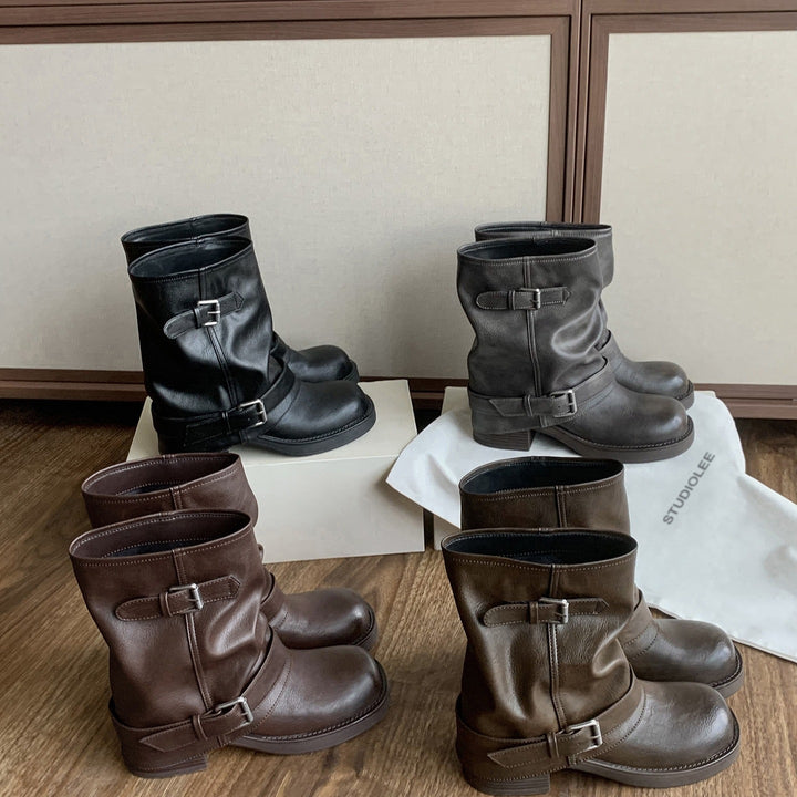 Women's calf-high biker boots made of smooth leather with double buckles and gathered shaft Mune Fashion