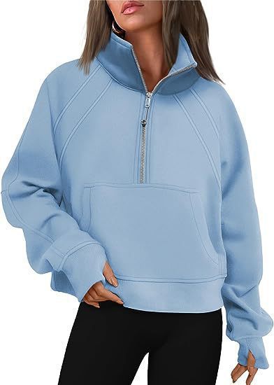 Ladies oversized short pullover with stand-up collar, half zipper and kangaroo pocket Mune Fashion
