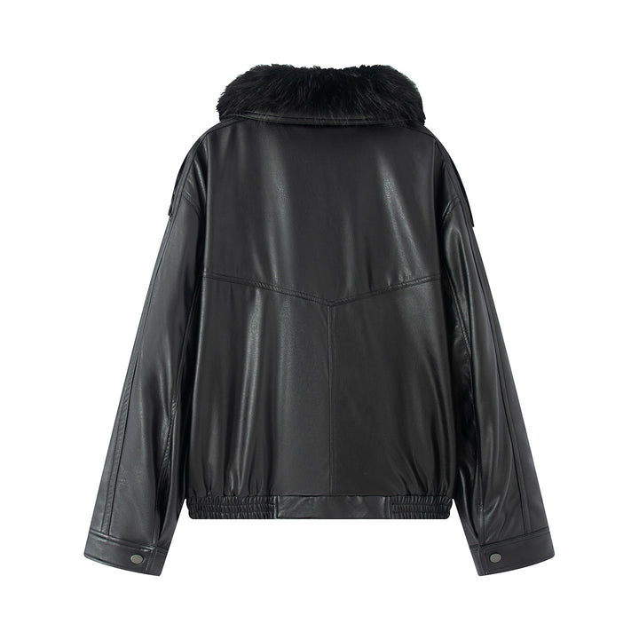 Women's fitted faux leather blouson with voluminous faux fur collar and flap pockets Mune Fashion