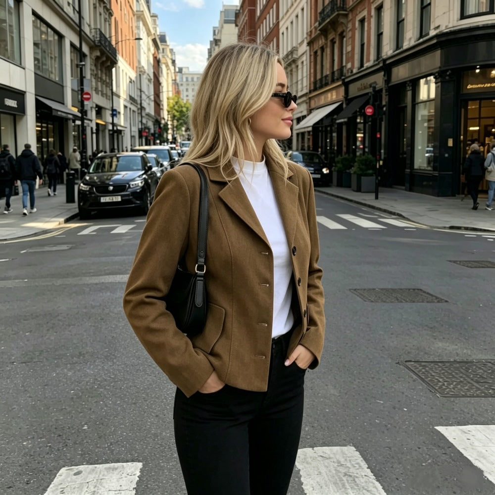 Women Tailored Short Blazer with Fitted Seams and Flap Pockets Mune Fashion