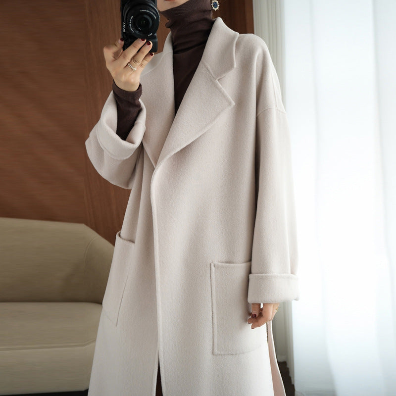 Women's Elegant Wool Coat with Oversized Cut Mune Fashion