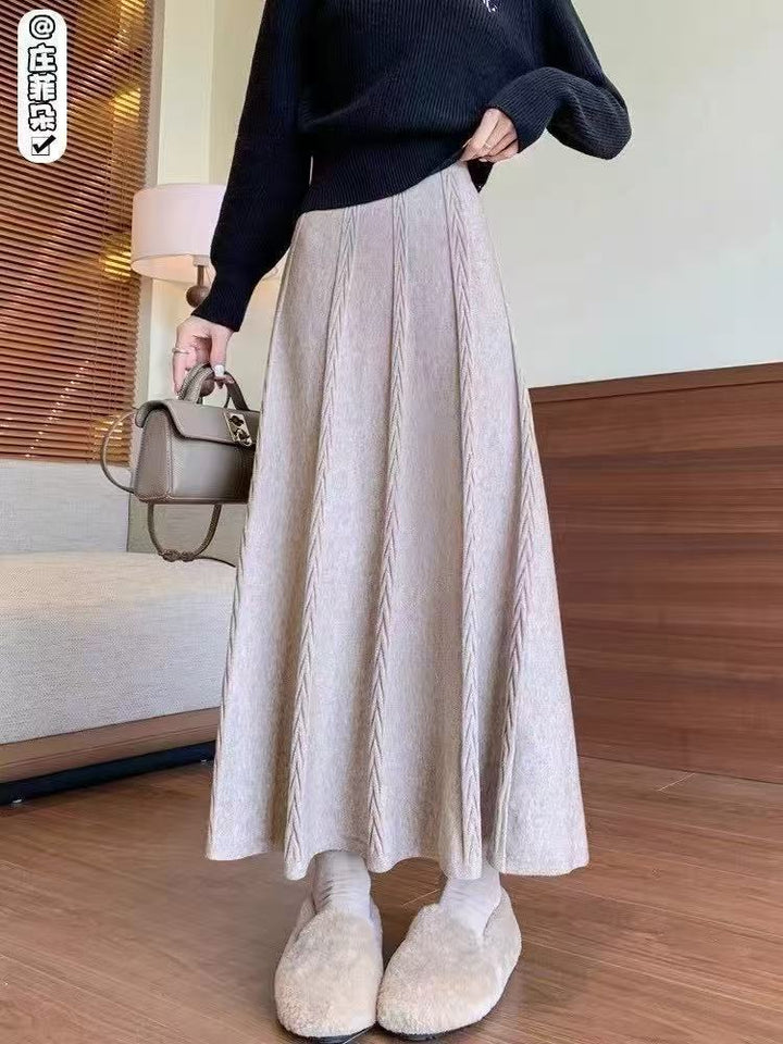 Ladies Elegant Midi Skirt with Fine Cable Pattern Mune Fashion