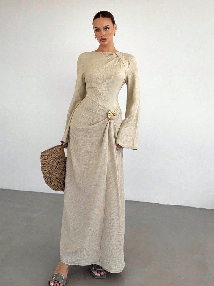 Ladies max dress with draping, decorative brooch and wide trumpet sleeves Mune Fashion