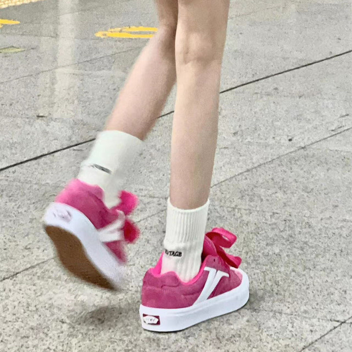 Women Sneakers with decorative bows and comfortable sole Mune Fashion