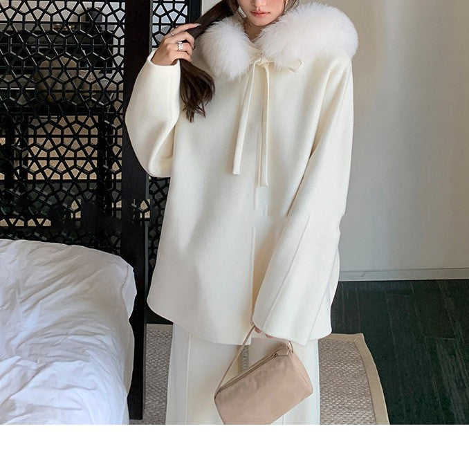 Women Elegant and Warm Transitional Jacket with Fur Trimmed Collar Mune Fashion