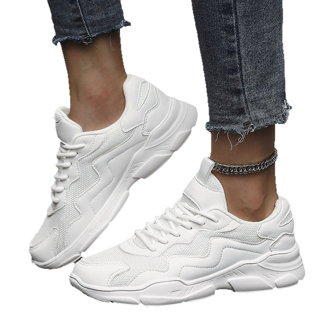Unisex nan Platform Sneaker with breathable mesh upper material, padded heel cap and profiled rubber sole Mune Fashion