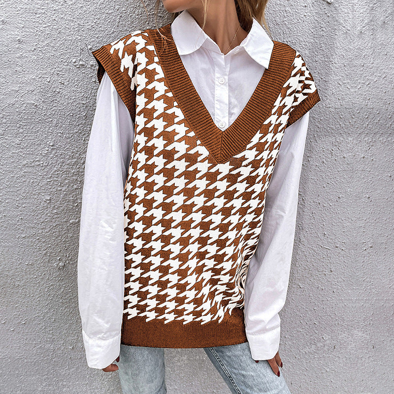 Ladies Oversize Knit Vest with Houndstooth Pattern and Deep V-Neck Mune Fashion