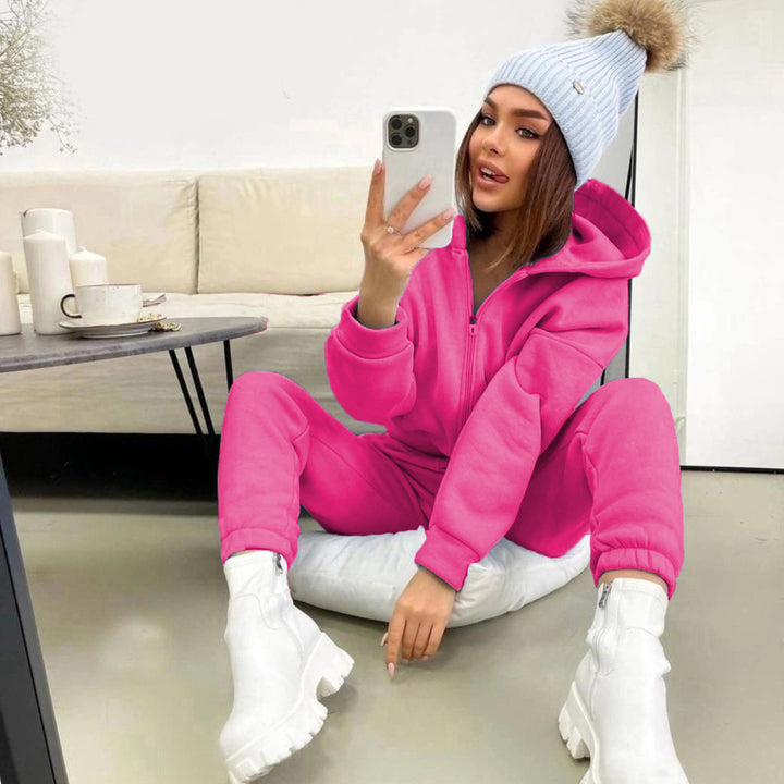 Women's soft zip-up hoodie and tailored comfort jogging pants set with inner fleece Mune Fashion