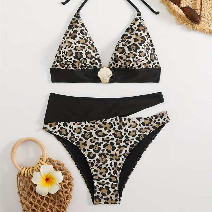 Women's Triangle Bikini with elegant geometric pattern Mune Fashion