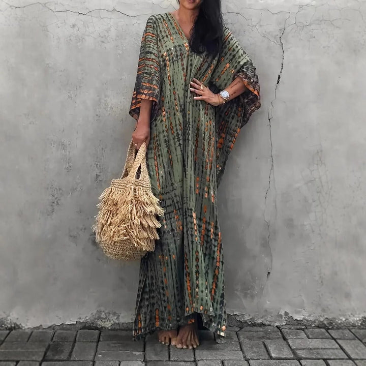 Ladies Kaftan with Contemporary Pattern and Airy Cut Mune